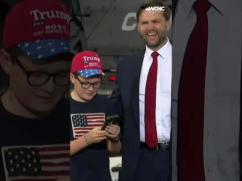 Vice President JD Vance snaps selfie with student who skipped school to see him #shorts