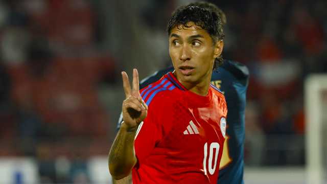 La alineación de La Roja para recibir a Uruguay por la última fecha de las Clasificatorias