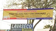 "Zona de asaltos y encerronas": Vecinos de Maipú instalaron llamativo cartel para advertir por ola de robos