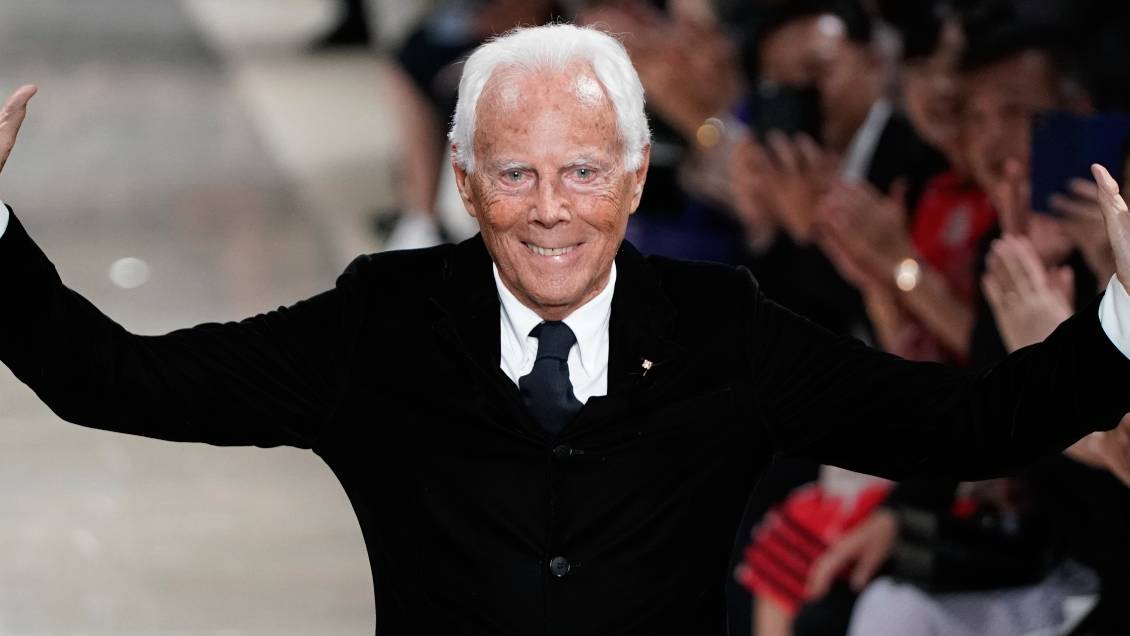 Giorgio Armani, el "rey" de la moda italiana, muere a los 91 años