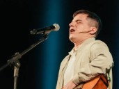 "Hay que saber escuchar al otro": el emotivo mensaje a los productores que dejó un reconocido músico
