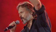Miguel Bosé, Lady Gaga, Melendi y OBK llevaron sus alegres decibelios el Nº1 de la lista una semana como esta