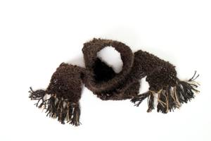 PETA founder reignites Vogue beef by gifting Anna Wintour human hair scarf