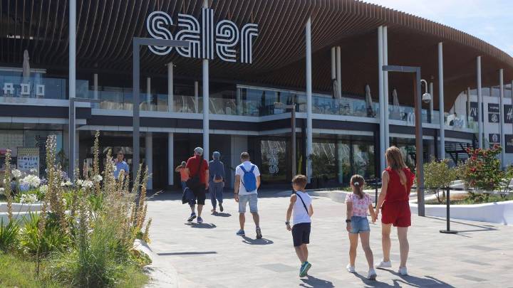 Aprobados los domingos y festivos que abrirán los comercios valencianos en 2026