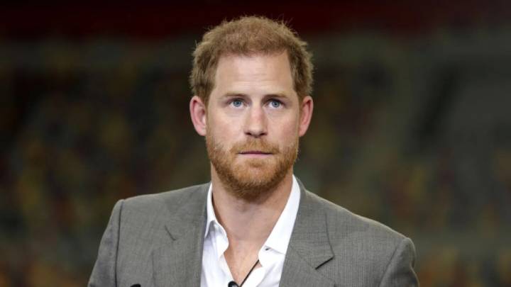 El príncipe Harry regresa a Reino Unido: se espera que su reencuentro con Carlos III ocurra este miércoles, ¿habrá reconciliación?
