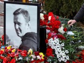 Alexey Navalny’s wife says lab tests show he was poisoned before death