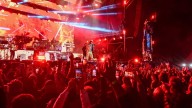 ‘La Mona’ llevó a San Luis a su “universo” con un baile multitudinario