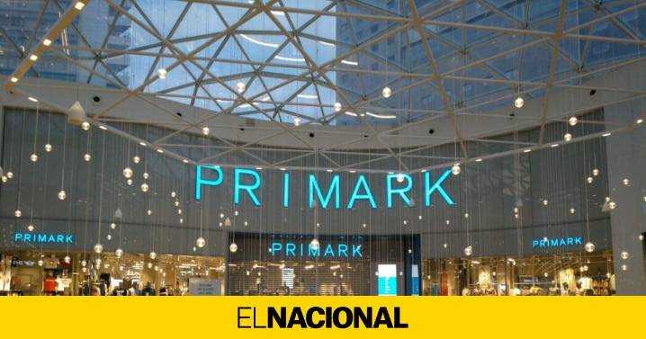Los vaqueros de Primark que las chicas con más estilo compran de tres en tres
