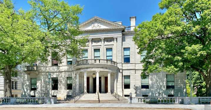 Online local news publisher to testify against criticized PA public notice bill