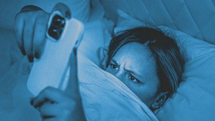 Are you a night owl? New Gen Z study ties staying up late to ‘problematic’ smartphone and social media use