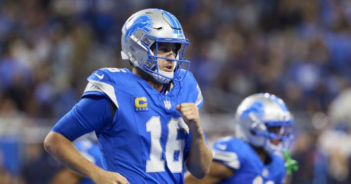 Jared Goff named NFC Offensive Player of the week after throwing five touchdowns