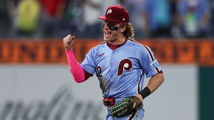 South Jersey stops included on Phillies 'Red October' bus tour