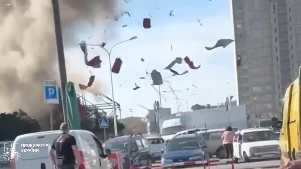 Video shows the moment Russian drone hit building in central Khakriv