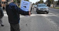 Fuerte reclamo de trabajadores en Bariloche por el “vaciamiento” del complejo científico nuclear