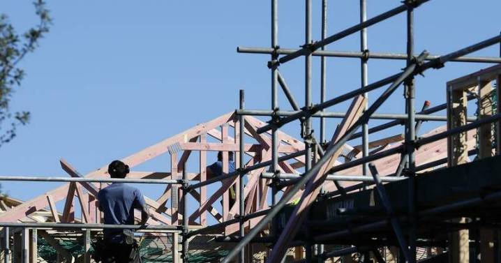 NZ economy shrinks, fuelling bets of steeper rate cuts