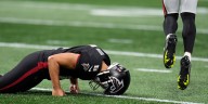 Falcons miss game-tying field goal with seconds remaining, fall to Bucs in dramatic Week 1 matchup