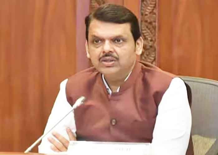 CM Fadnavis urges PM Modi to provide NDRF aid to Maharashtra to help flood