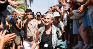 La hipocresía de Ada Colau con los militares: de vetar su presencia en 2019 a pedirles su ayuda hoy