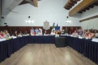 Prohíben a funcionarios públicos culto religioso; regidora pide libertad de fe y no discriminación