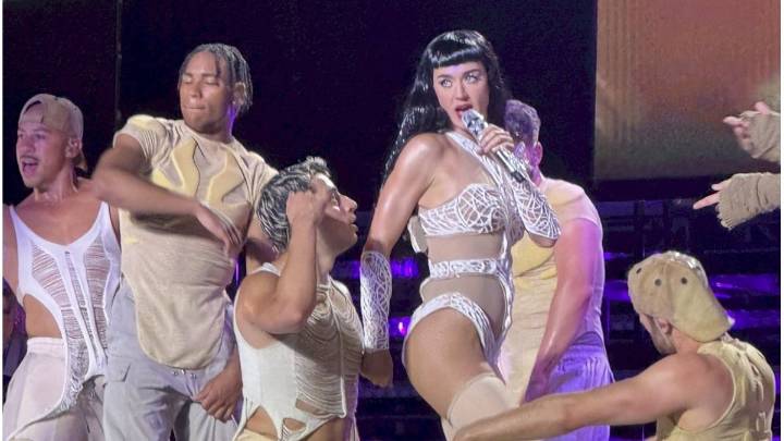 Katy Perry hizo vibrar el Movistar Arena en su primer show en Buenos Aires