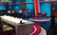 Crónica TV, víctima de la inseguridad: un hombre ingresó al canal con un arma blanca, hirió a un guardia y rompió parte de las instalaciones