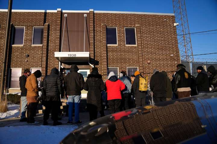 Activistas piden el cierre del centro Broadview y acusan que allí se abusa de los inmigrantes detenidos