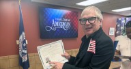 The River’s English Nick becomes American citizen after nearly 30 years