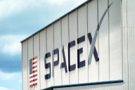 Musk's SpaceX spends $17 billion to acquire spectrum licenses from EchoStar