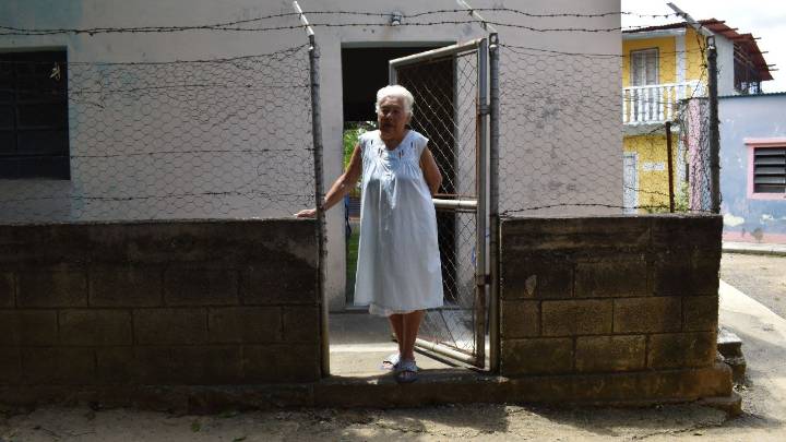 Calculan que alrededor de 400 mil personas mayores en Venezuela están solas