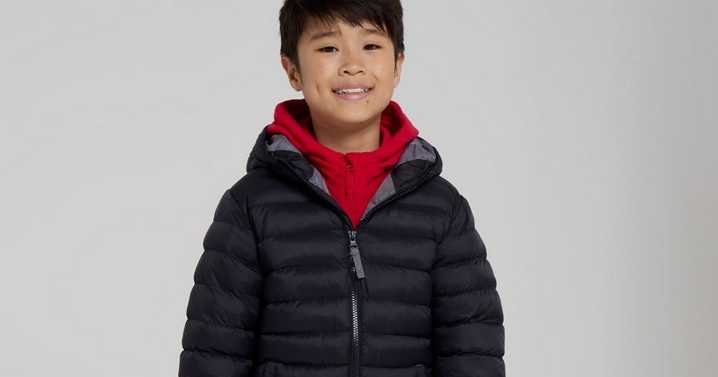 'Durable and wind-resistant' Mountain Warehouse puffer jacket now 50% off on Amazon