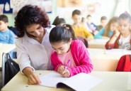 Miles de familias se están quedando sin acompañantes terapéuticos para sus hijos