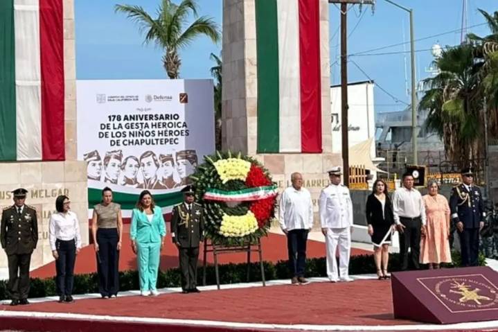 La Paz conmemora el 175 Aniversario de los Niños Héroes de Chapultepec