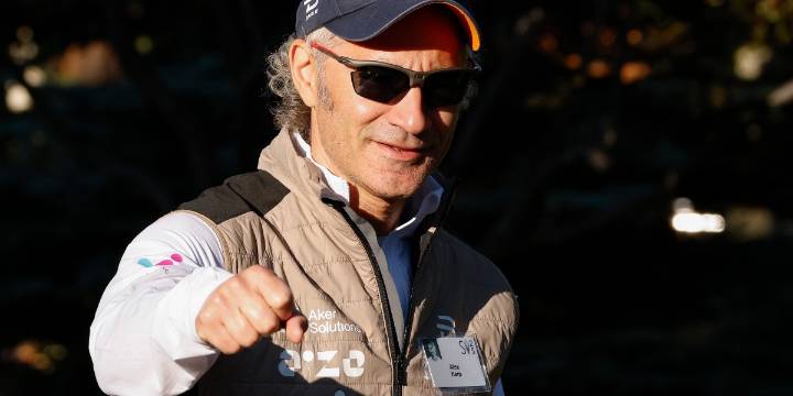 Palantir CEO Alex Karp says U.S. labor workers won’t lose their jobs to AI