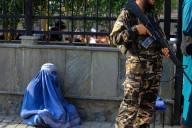 Afghanistan senza connessioni: i talebani spengono internet e telefoni