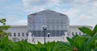 In quick turnaround, Supreme Court takes up Trump's tariff case