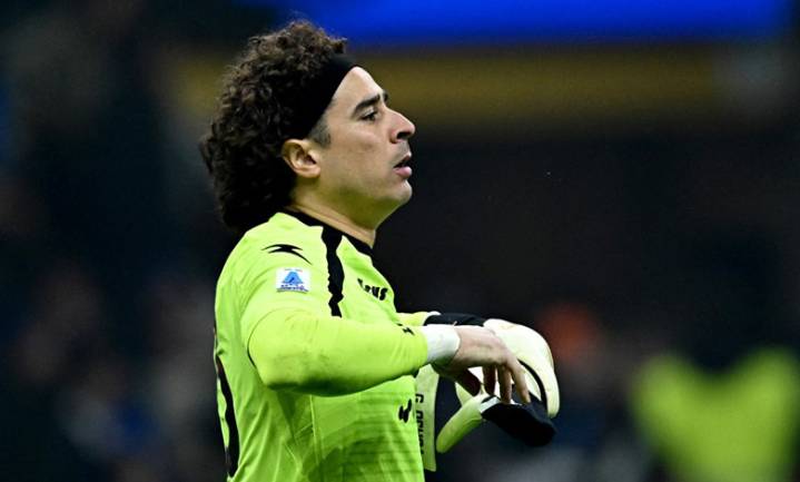 Guillermo Ochoa, goleado en su debut con el AEL Limassol