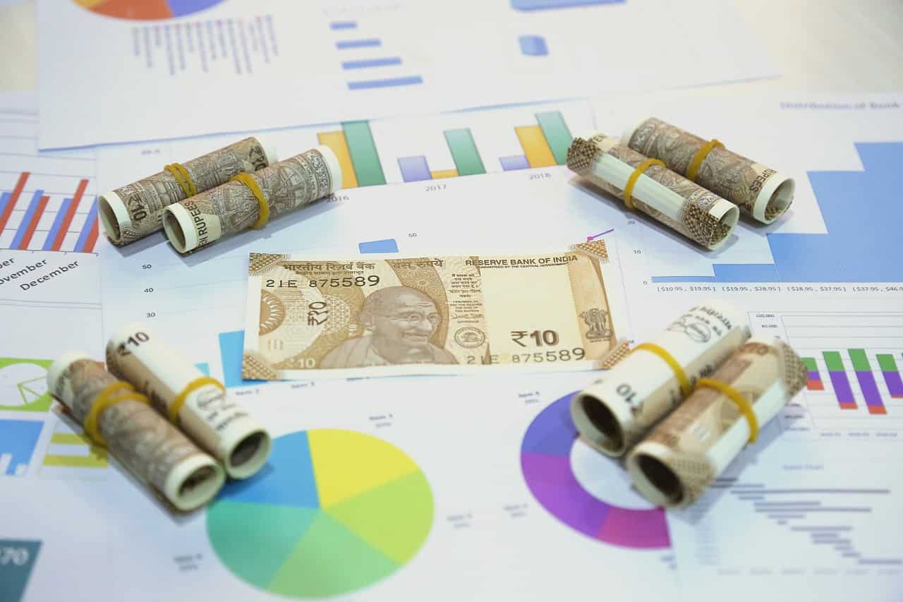India's external debt rises to $747.2 billion at end