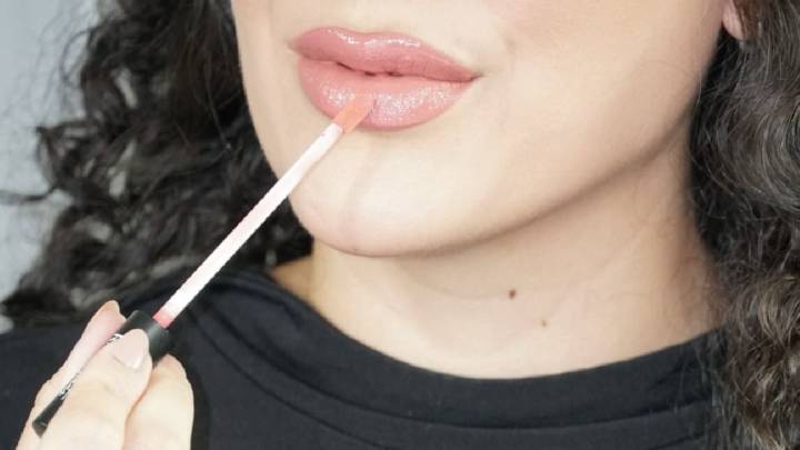Un solo maquillaje para el día y la noche: experta revela la técnica perfecta. “Las capas marcan la diferencia”