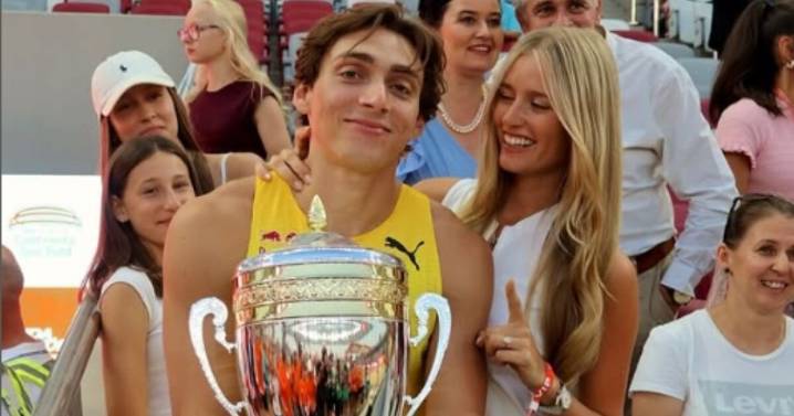 Armand Duplantis rompe el récord mundial en salto con garrocha; así lo logró (VIDEO)