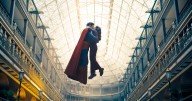 ‘Superman’ le roba el récord de reproducciones en HBO Max a ‘Barbie’