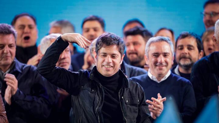 Kicillof desafió a Milei a que lo llame