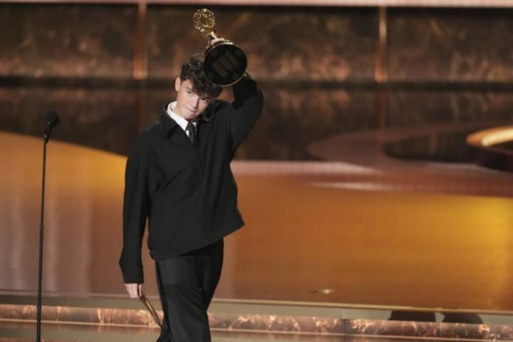 Owen Cooper gana un Emmy a los 15 años y hace historia en la televisión