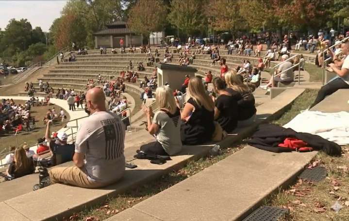 Charlie Kirk remembered at Warren memorial event