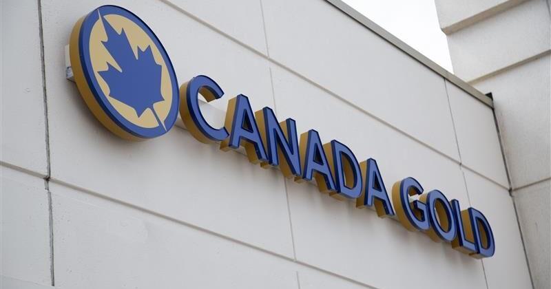 Trade precious metals and gems for cash