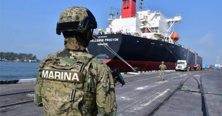 Muere capitán de la Marina en medio de investigaciones por huachicol y sobornos