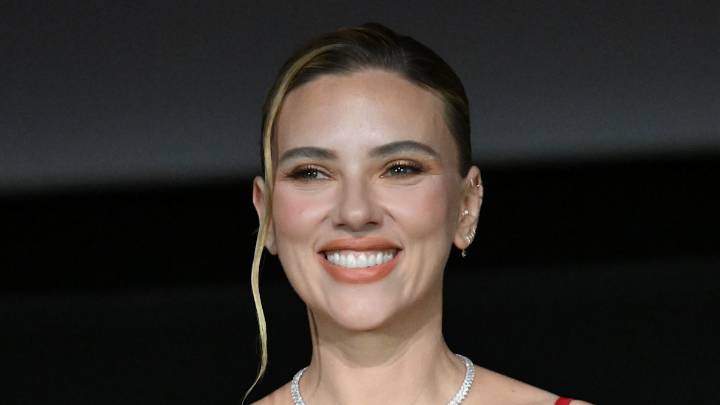 Scarlett Johansson stuns fans with glimpse of rarely