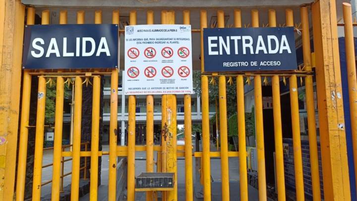 Descartan presencia de explosivos en Prepa 8; reanudarán clases el martes 30 de septiembre