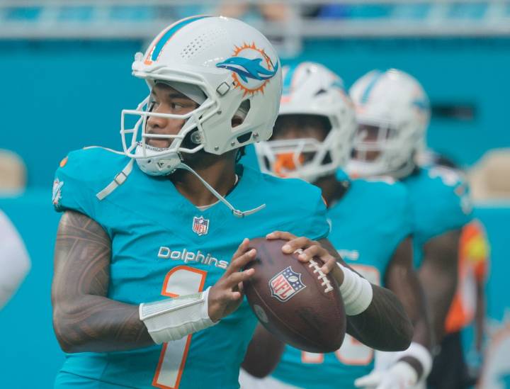 Miami Dolphins at Indianapolis Colts: Things to watch for