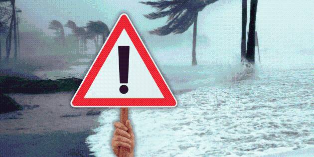 "Lorena" apunta a tierra; la península de Baja California en alerta
