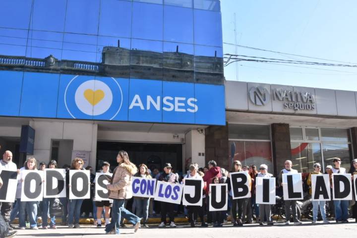 No llegan al 3: La jubilaciones, pensiones y asignaciones aumentarán un 1,90%